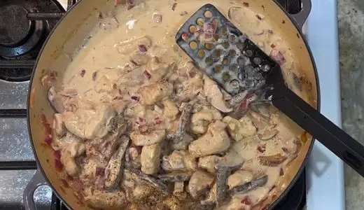 Create the Signature Cream Sauce