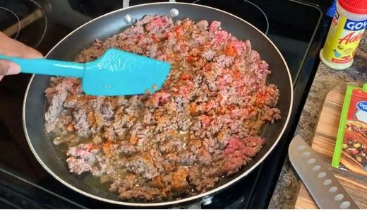 Cook and Season the Ground Beef